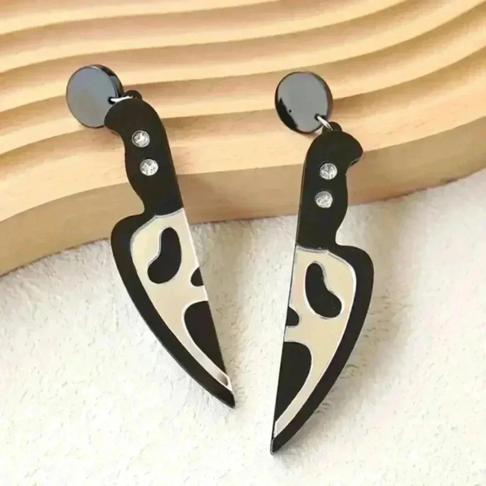 Ladies Halloween black cream scream ghost face dangle earrings casual